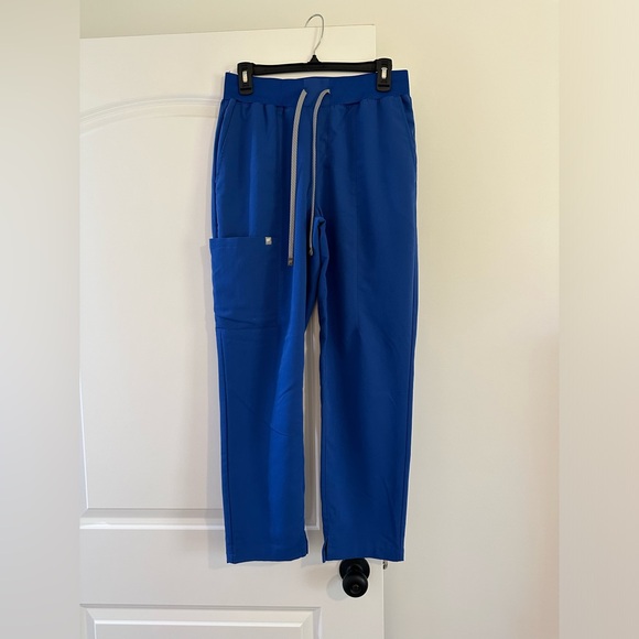 Fabletics Ion Scrub Pant - Picture 1 of 6